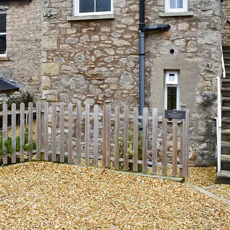 Belmont * Arnside